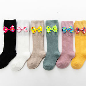 Chaussons pour enfants en coton à nœuds colorés, nouvelle collection, vente chaude, de haute qualité, chaussettes de marche - Product Image 4
