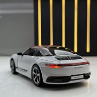 Modèle de voiture en alliage moulé sous pression sous licence officielle 1:32 Porsche 911 Taega avec son et lumière, voiture de sport à rétrofriction, jouet en métal pour enfant
