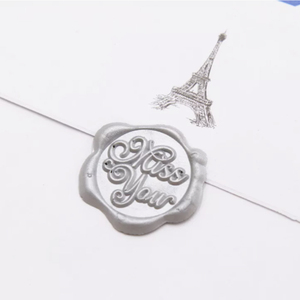 Offre Spéciale 24 couleurs cire joint miss vous logo enveloppe d'étanchéité cire autocollant 50 pcs cire joint autocollants ruban rouge logo personnalisé disponible - Product Image 1