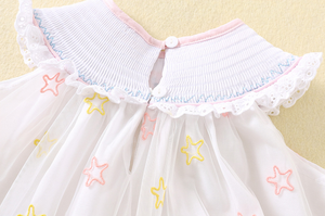Vestiti spagnoli per bambini Boutique <span class=keywords><strong>Tulle</strong></span> bianco maniche volanti abiti con collo a o-collo <span class=keywords><strong>gonna</strong></span> a stella ricamata da ragazza - Product Image 3