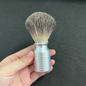 Brocha de espuma para Cuchillo de afeitar antiguo para hombre con pelo de nailon y tejón para barbería y cuidado de barba - Product Image 1