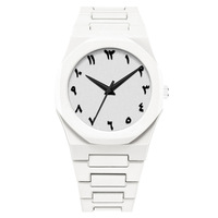 Montres à quartz octogonales pour hommes, de haute qualité, en gros, avec bracelet en plastique de cinq couleurs différentes et chiffres arabes, style décontracté et tendance