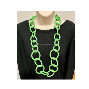 La mejor calidad 2025, cadena gruesa de goma de Color verde claro colorido, collar de cadena de cuello largo de resina, collar étnico con hecho a mano - Product Image 1