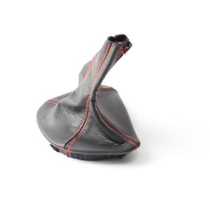 Housse de levier de vitesses en cuir Mercedes Benz W639 Vito avec surpiqûres rouges 2003-2010 - Product Image 1