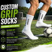 Chaussettes de sport antidérapantes avec logo personnalisé, fabrication directe, chaussettes de football antidérapantes, faible MOQ, chaussettes de football professionnelles blanches pour hommes