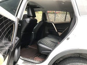 Toyota <span class=keywords><strong>RAV4</strong></span> 2.0 Fengshang 2WD CVT Automático Usado 2016, SUV Japonés de Segunda Mano, Asientos de Cuero, Techo Solar Compacto Popular, LED - Product Image 6