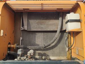 Excavadora Usada Hyundai 300LC-9S de Alta Calidad, 30 Toneladas, Además de Hyundai 300 a Bajo Precio en Venta - Product Image 5