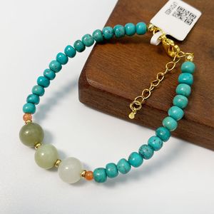 Vente en gros de bracelets classiques en turquoise et en argent sterling pour femmes fines du fabricant - Product Image 1