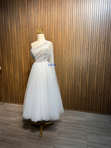 Elegante Vestido de Noche para Mujer con un Solo Hombro, Corte en A, de Seda y Chifón, con Decoración de Pedrería de Alta Gama - Product Image 3