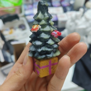 ขายส่งต้นคริสต์มาสแกะสลักหยกซิ่วหยานสุดหรูหรา ของตกแต่งคริสต์มาสคริสตัล DIY ของขวัญบำบัดรักษาสำหรับเทศกาลคริสต์มาส - Product Image 6