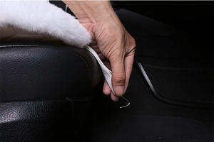 Funda de asiento de coche de piel de conejo de imitación bonita de lujo Universal con cojín de asiento de coche para HONDA/<span class=keywords><strong>TOYOTA</strong></span>/KIA/BMW - Product Image 6