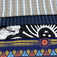 100% Baumwollstoff 120gsm 142cm Breite Leichtgewichtiges Gewebtes Baumwolltextil für Hemden Kleider Bekleidung