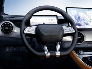 Véhicule électrique Dongfeng Forthing FRIDAY 2026, vente chaude, 500 km d'autonomie, toit ouvrant panoramique, conduite à droite, SUV électrique 150 kW, voitures pour adultes - Product Image 6