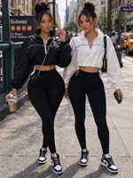 Nouvel ensemble décontracté deux pièces pour l'automne : veste courte et pantalon legging taille haute moulant