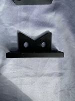 Nouvel angle en V moulé avec précision Haoxinran, trous D16/D28 pour table de fixation de soudage 3D