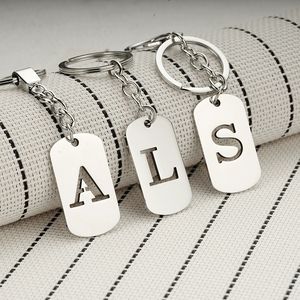 Uionen - Llavero con Colgante Grabado con Nombre en Inglés de 26 Letras para Hombre y Mujer, con Gancho Decorativo de Acero Inoxidable - Product Image 1