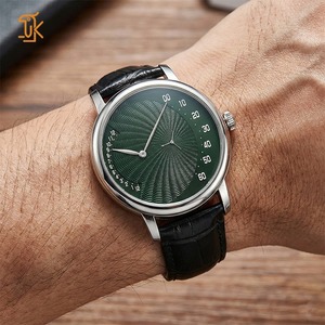 Relojes Mecánicos Automáticos de Lujo para Hombre, Personalizados OEM ODM, con Horas Saltantes, Minutos Retrogrados, Esfera Salmón con Patrón Guilloché Ondulado - Product Image 2
