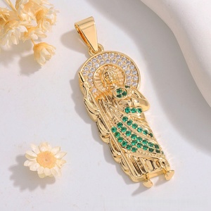 Collier pendentif <span class=keywords><strong>Saint</strong></span> Lazare - Plaqué or Micro pavé CZ/Cristal vert Charmes religieux pour hommes femmes Bijoux catholiques Cadeaux - Product Image 3
