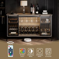 Armoire à vin moderne haut de gamme en bois avec portes vitrées, design panneau style ferme, grande capacité de rangement pour la maison, le salon et la salle à manger