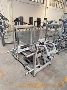 Équipement de fitness commercial d'usine, appareil multi-fonctions pour les hanches et les jambes, entraîneur de fessiers 3D à charge par broche, machine à poussée des hanches pour utilisation en salle de sport - Product Image 3