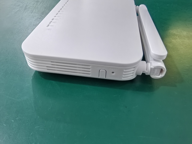 EG8145X6M Second Hand HW Fiber Home Modem ONT 4GE+1TEL+2USB 2.4G+5G Dual Band 3000Mbps WiFi 6 GPON Router ONU FTTH