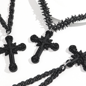Neuheit: Mattschwarze Jesus-Halskette mit Hip-Hop-Stil, Coole Stachelkette, Unendliche Dornen, Cuban Link, Acryl-Kreuz-Anhänger-Halskette für Herren - Product Image 5