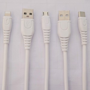 Cable de datos de carga rápida 6A en forma de U con adaptador USB para teléfonos Apple y Android, blindaje trenzado de PVC blanco - Product Image 4