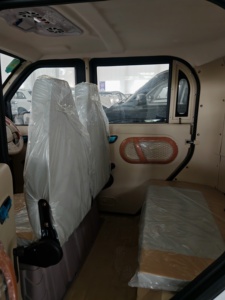Vehículo eléctrico de baja velocidad BRT Pony, mini coche eléctrico de 4 plazas y 4 ruedas, fabricado en China. - Product Image 1
