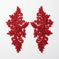 Applique en dentelle brodée perlée pour robe de mariée, rouge, 100 % polyester, patch en dentelle pour robe de soirée, accessoires de vêtements haut de gamme