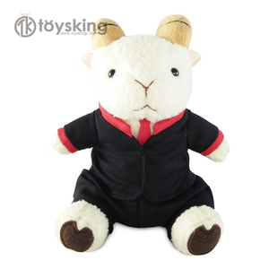<span class=keywords><strong>Peluche</strong></span> personalizado <span class=keywords><strong>de</strong></span> fábrica, Animal blanco <span class=keywords><strong>de</strong></span> <span class=keywords><strong>peluche</strong></span>, <span class=keywords><strong>cabra</strong></span> rellena con uniforme y Logo - Product Image 2