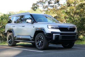 รถยนต์ BYD DENZA B8 ปี 2026 พวงมาลัยขวา ระบบปลั๊กอินไฮบริด (PHEV) รถ SUV ใหม่ 6 ที่นั่ง รุ่นใหม่ล่าสุด ขับเคลื่อน 4 ล้อ สำหรับขับขี่ออฟโรด พร้อมระบบขับขี่อัจฉริยะ - Product Image 5