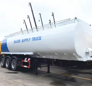 Semirremolque Cisterna de Agua Potable de Acero de 60 Toneladas y 40000 Litros con 3 Ejes, Modelo 3, en Venta - Product Image 1