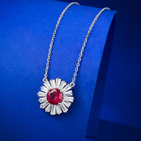 Neue 925 Sterling Silber Ein Karat Taubenblut-Rubin Vintage Blumenform Charm-Halskette Rhodium/Gold Plattiert Unisex Hochzeit