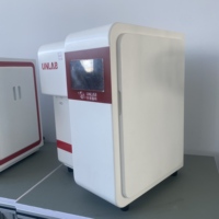 PHILLI-EPURE 5-30L/H Machine à eau ultra-pure à faible TOC avec système RO double UV pour utilisation en laboratoire PCR ICPMS LCMS