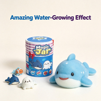 Figurines d'animaux extensibles et compressibles à thèmes variés (Noël, Halloween) dans un pot magique, jouets surprises à l'eau pour enfants