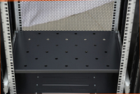 Gabinete de Servidor Profundo TBS 27U de 19 Pulgadas y 900 mm de Ancho Extendido para Centro de Computación de Borde e Integración de Sistemas IT Industriales