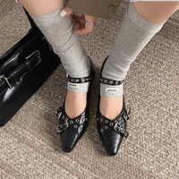 Collections Automne 2026 : Chaussures Plates Confortables et Super Élégantes pour Femmes avec Décorations de Boucles et Rivets de Luxe