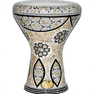 Gawharet El Fan 17,5 pouces, mosaïque ovale dorée et perlée, doumbek égyptien professionnel, darbuka - Product Image 1
