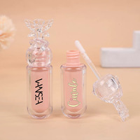 Emballage de tube de brillant à lèvres luxueux Tube rond de 2.6ml Tube de rouge à lèvres brillant liquide cosmétique en forme d'arc