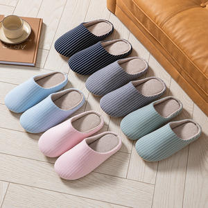 Pantoufles d'hiver japonaises douces et chaudes, chaussures de chambre à coucher, semelle en mousse à mémoire de forme, antidérapantes, rayées, pantoufles d'intérieur unisexes - Product Image 3