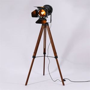 Nuovo prodotto elegante squisito retrò di alta qualità Beddide divano da soggiorno ombrello lampada da terra - Product Image 1
