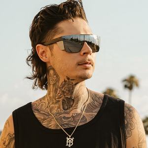 Lunettes de soleil polarisées de sécurité ANSI Z87 tendance pour hommes et femmes, photochromiques UV400, avec logo personnalisé, transparentes, pour la conduite - Product Image 4