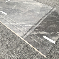 Carreaux d'escalier modernes pour villa, entièrement polis, en porcelaine céramique