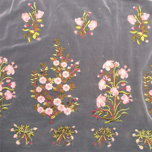 Tissu de dentelle africaine florale de luxe soluble dans l'eau, élégant, brodé, de haute qualité pour les vêtements - Product Image 2