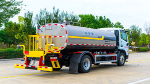 Tanque de Agua Móvil con Aspersor para Riego Agrícola, Especial 4X2, Dongfeng Dorica 9300L, Sin Puntos Ciegos - Product Image 5