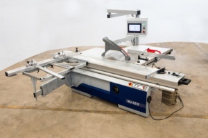 CNC Panel de precisión Sierra de corte MDF Madera y PVC Material 380V 50Hz Trifásico - Product Image 3