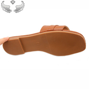Scarpe basse da donna <span class=keywords><strong>di</strong></span> alta <span class=keywords><strong>qualità</strong></span> antiscivolo antiscivolo per la vendita diretta in fabbrica <span class=keywords><strong>di</strong></span> <span class=keywords><strong>pantofole</strong></span> leggere da donna - Product Image 6