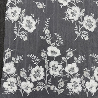 GCW-QSU120971-101 Tissu en dentelle de tulle blanc avec appliques florales 3D et broderie de sequins pour studio de couture de créateurs