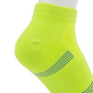 Chaussettes de sport pour hommes, logo personnalisé, respirantes, absorbant l'humidité, tricotées, rayures sportives, douces, course à pied sur sentier d'automne pour les jeunes - Product Image 4