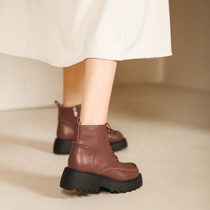Nuevas Botas de Tobillo para Mujer, de Cuero Vacuno Genuino, con Suela Gruesa, Cálidas, Negras, Punta Redonda, Tacón Medio, Forro de Piel, con Cordones, Cómodas y Transpirables - Product Image 5
